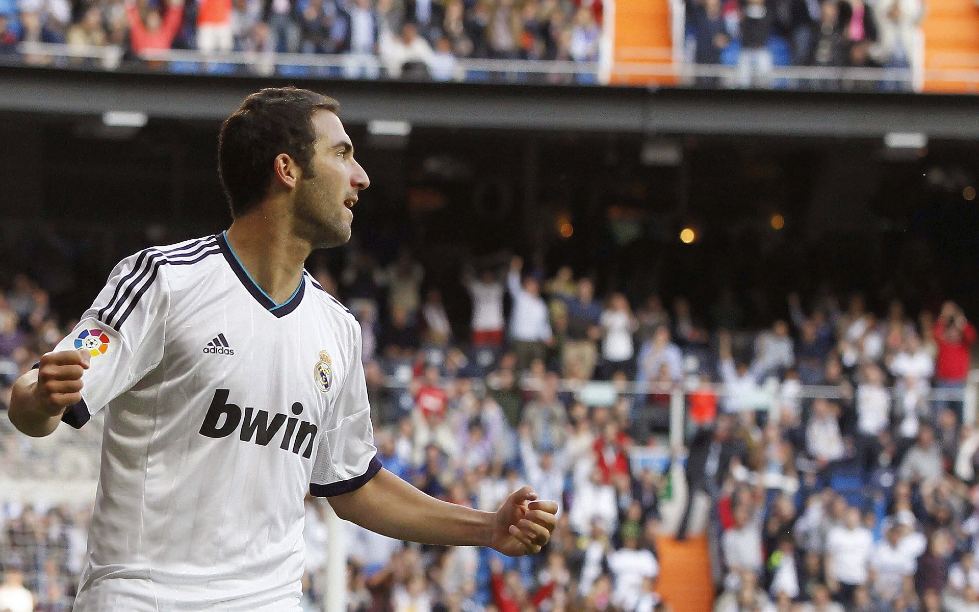 米兰体育官网入口-FIFPRO年度最佳11人:亚马尔当选票王,大巴黎占5席,贝林厄姆引热议,flfa年度最佳阵容